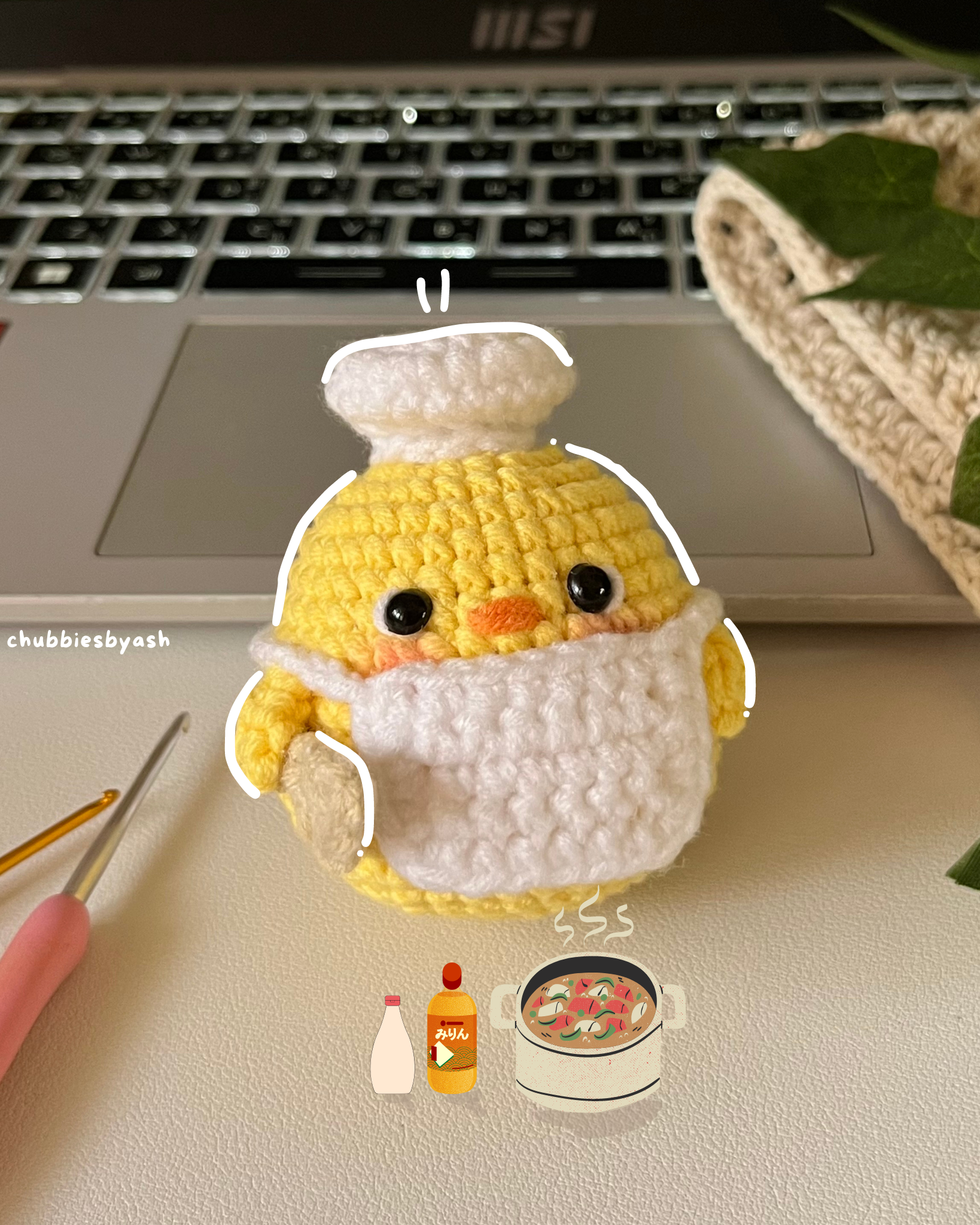 Crochet chicken chef holding a kitchen knife, wearing an apron and a chef hat