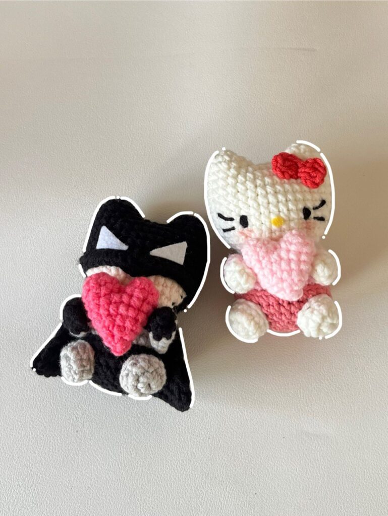 Crochet couple keychain