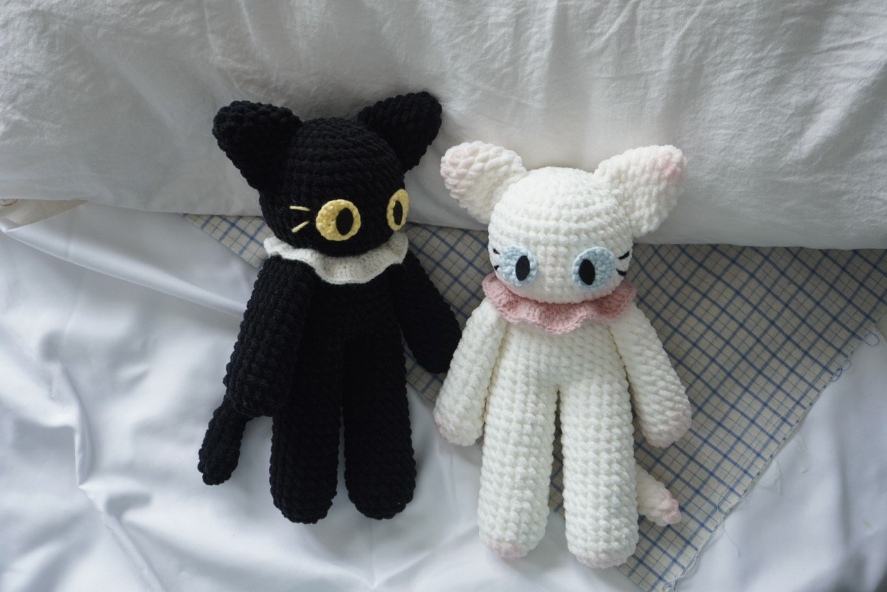 Crochet Long Cats